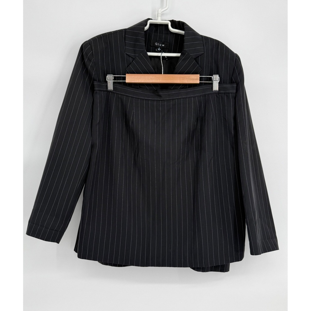 Glow Womens Pinstripe Skirt Suit Set Black  2 Piece Blazer Pencil Skirt Sz 16